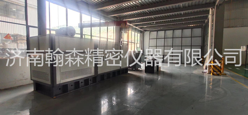汽車車輪徑向載荷疲勞試驗(yàn)機(jī)客戶現(xiàn)場交付使用